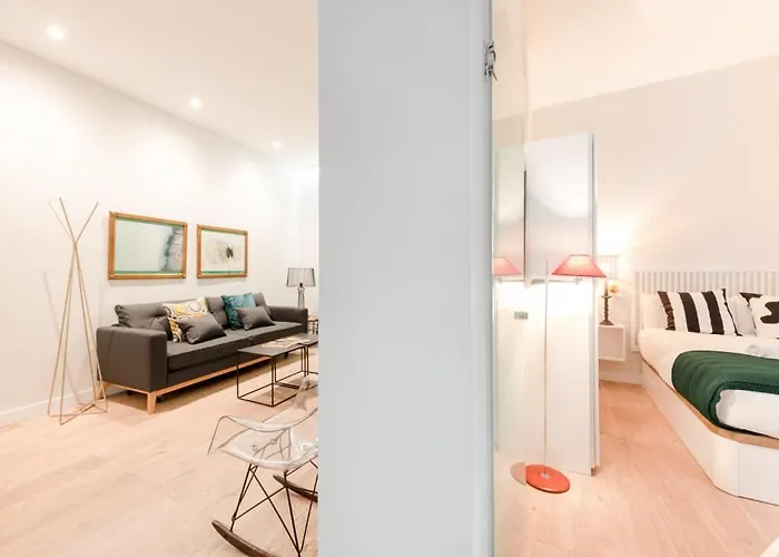 Cozy And Comfortable-1Bed 1Bath- City Center